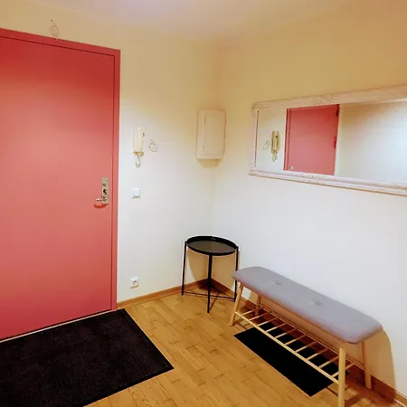 Joe - With Sauna In The Center Daire