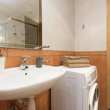 Joe - With Sauna In The Center * Таллин