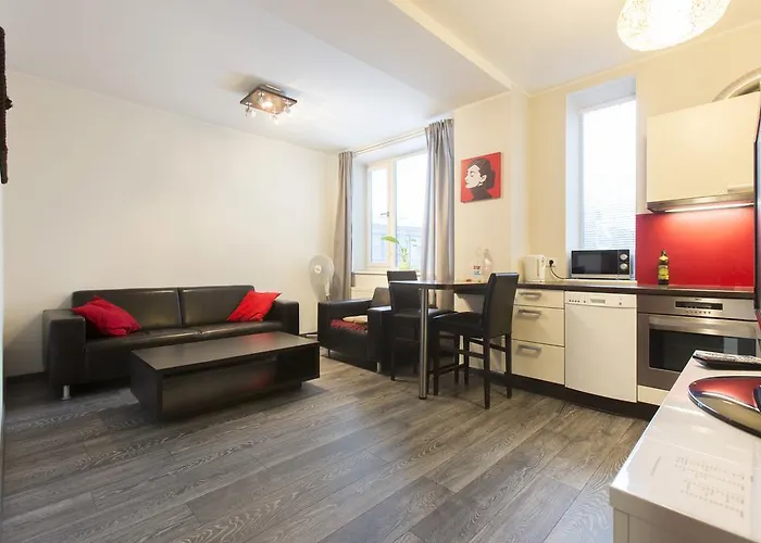 Joe - With Sauna In The Center Reval